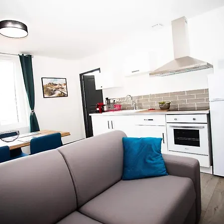 Apartment Le Ptit Coin De La Baie